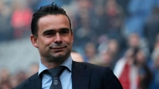 Overmars rechaza ser director deportivo del Barcelona