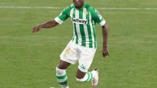 El Real Betis ya busca una salida como cedido a Paul Akouokou "Foto: OneFootball"