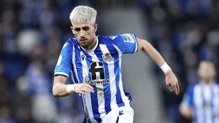 Lo que pide Januzaj para fichar, con el Betis detrás de sus pasos - Foto: Orgullobiri.com