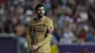 El Barcelona le pide a Gerard Piqué que rebaje su salario