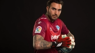 Roberto Jiménez: ‘bueno, bonito y barato’. Foto: Deportivo Alavés