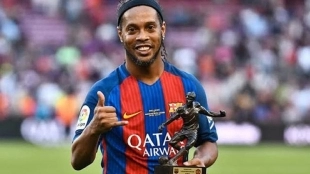 Ronaldinho señala al futuro nueve del Barça / Mediotiempo.com
