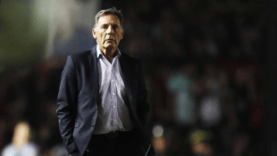 Russo se reserva dos jugadores para pelear la Superliga "Foto: TN.com"