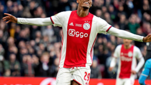 Ryan Gravenberch, la perla que necesita el Real Madrid para cerrar su centro del campo "Foto: Marca"