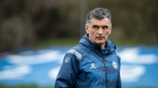 OFICIAL: El Deportivo Alavés anuncia la salida de José Luis Mendilibar