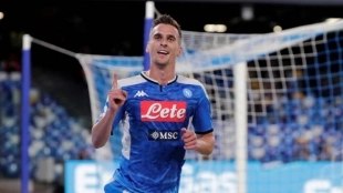 El Sevilla se une a la puja por Milik. Foto: AS