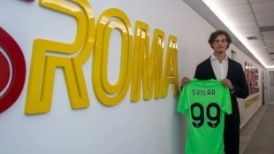 OFICIAL: Mile Svilar, nuevo jugador de la AS Roma