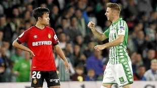 Take Kubo se debate entre Real Sociedad y Real Betis. Foto: Estadio Deportivo