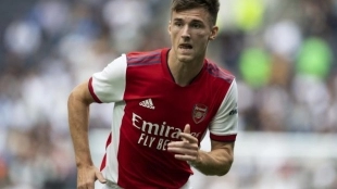 Kieran Tierney suena para el lateral izquierdo del Real Madrid.