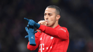 "Thiago Alcántara, la primera ficha de dominó en la ecuación del Barça. Foto: Getty Images"