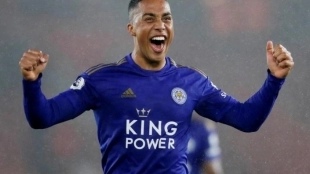 Youri Tielemans da una contundente declaración sobre su futuro