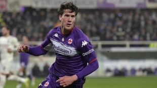 Vlahovic se acerca a la Juventus / 90min.com