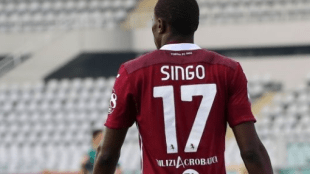 Rumores de fichajes: Wilfried Singo aparece en el radar del Liverpool "Foto: Twitter"