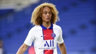 Xavi Simons se arrepiente y quiere volver al Barça.