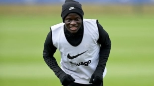 El PSG busca convencer a Kanté / The Mirror