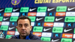 Xavi piensa en el futuro del Barça. Foto: SPORT