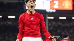 Alejandro Garnacho festeja con efusividad un tardío gol frente al Fulham. Foto: MARCA