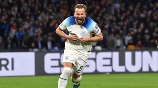 Los 2 delanteros que sigue el United si no fichan a Kane