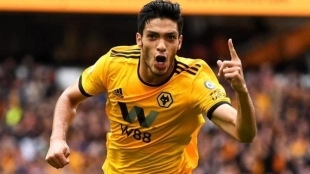 Raúl Jiménez, el 9 que quiere el Barcelona