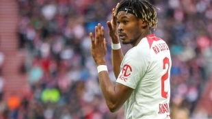 Los dos grandes de Europa que quieren fichar a Mohamed Simakan