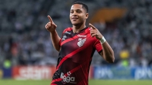 El Barcelona negocia el posible fichaje de Vitor Roque - Foto: El Desmarque