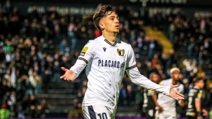 Los 4 clubes que quieren fichar a Iván Jaime, perla española del Famalicao