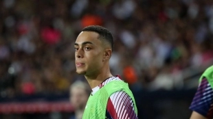 Las cifras oficiales de la cesión de Sergiño Dest al PSV