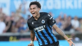 El Chelsea sigue en la carrera por Antonio Nusa