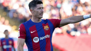 El FC Barcelona piensa en la renovación de Lewandowski