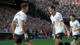 El Valencia le pone precio a Javi Guerra, objetivo de los grandes de Europa