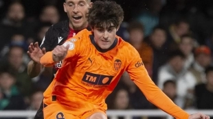 Javi Guerra decide su futuro en el Valencia / Lasprovincias.es