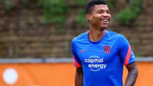 El club que quiere sacar a Reinildo Mandava del Atlético
