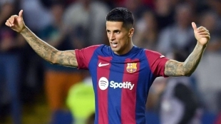 Se complica el futuro de Cancelo en el Barcelona / Teamtalk