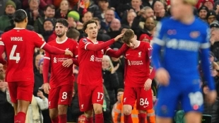El Liverpool señala su primera salida / Marca.com