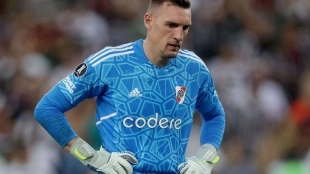 River Plate busca portero: 2 opciones para suplir a Armani