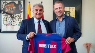 El fichaje que exigió Hansi Flick al FC Barcelona: 3 opciones en la mira