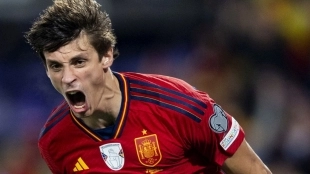 BOMBAZO: El Atlético ya negocia por Le Normand / Relevo.com