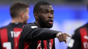 El AC Milán pone un prohibitivo precio a Fikayo Tomori / Sky Sports