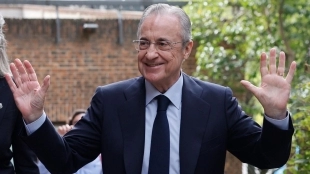 Florentino Pérez ata el fichaje de Leny Yoro por el Real Madrid / Sport.es