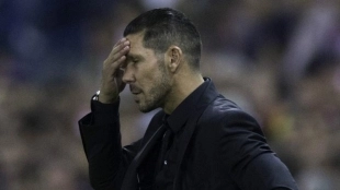 Simeone se NIEGA a aceptar la salida de una de sus estrellas / Sporting News