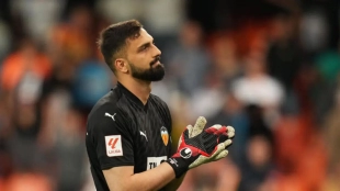 Fichajes Valencia: Vía libre para la salida de Mamardashvili