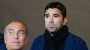 The cleaning that Deco plans for Barcelona / Football Spain