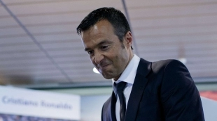 Tiago Santos, representado por Jorge Mendes, aparece en la agenda del Barcelona / goal.com