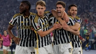 Los jugadores de la Juventus celebran un gol