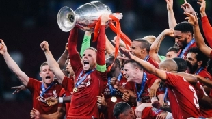 Alerta en Anfield: El Liverpool necesita una renovación urgente para asegurar su futuro | DAZN