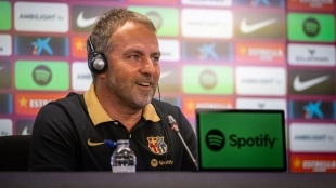 De Jong, Ferran Torres, and Pau Víctor have one foot out of Barcelona / FCBarcelona.es.