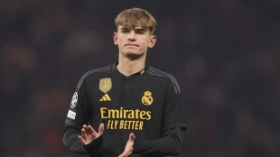 Nico Paz, a youth academy player of Real Madrid who plays for Como