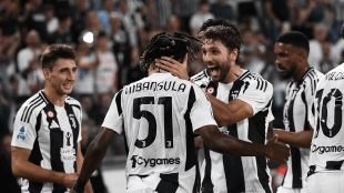 Los jugadores de la Juventus de Turín celebran un gol