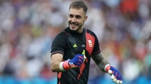 Arnau Tenas, portero suplente del PSG