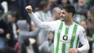 El club que desea activar la cláusula y sacar a Johnny Cardoso del Betis